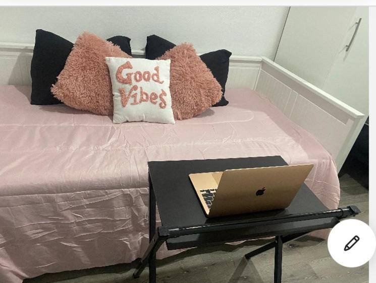 Tiny Place W Private Hot Jacuzzi 7 Min To Miami International Airport Luaran gambar