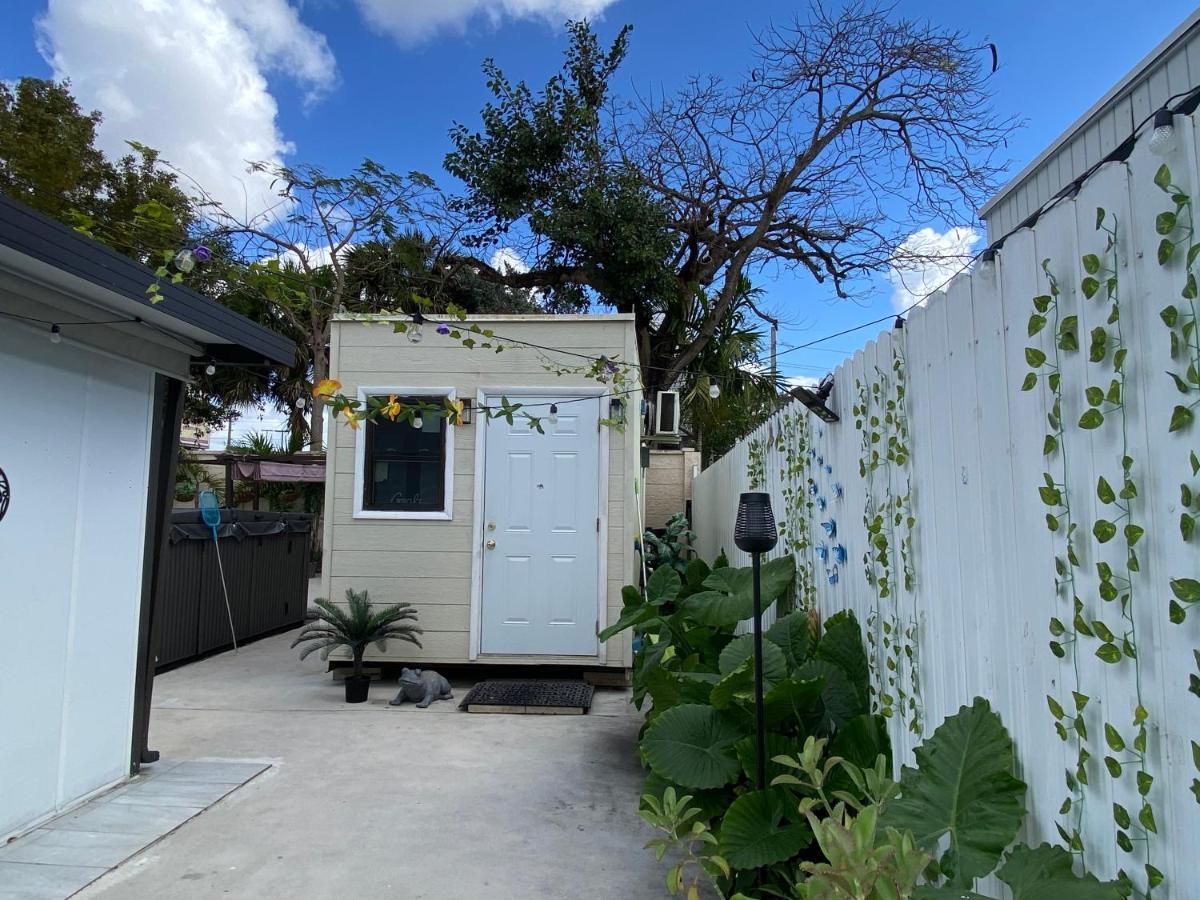 Tiny Place W Private Hot Jacuzzi 7 Min To Miami International Airport Luaran gambar
