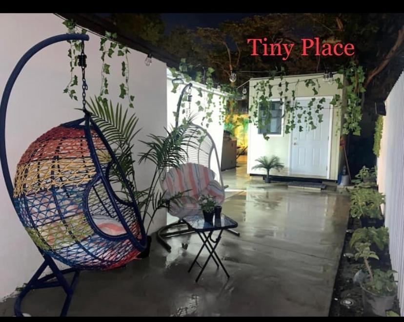 Tiny Place W Private Hot Jacuzzi 7 Min To Miami International Airport Luaran gambar