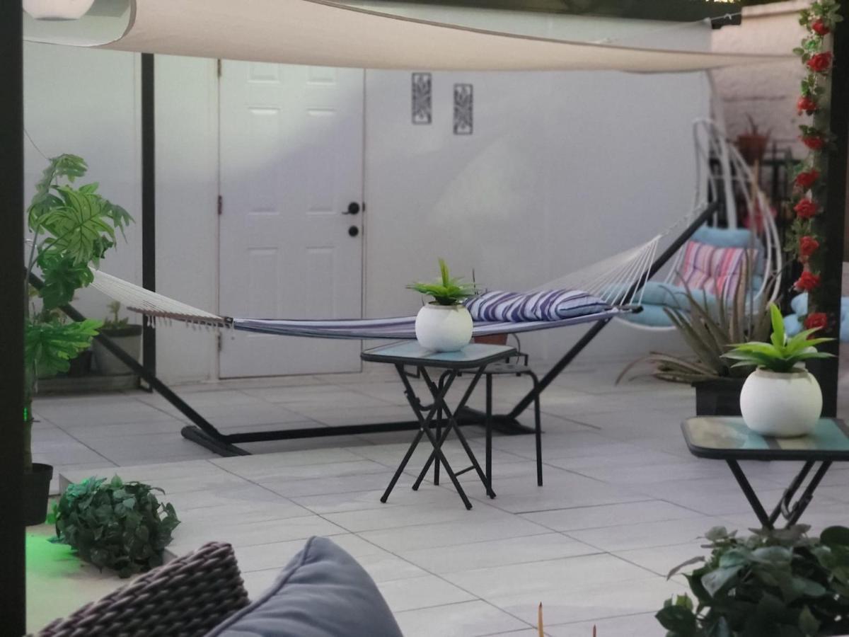 Tiny Place W Private Hot Jacuzzi 7 Min To Miami International Airport Luaran gambar