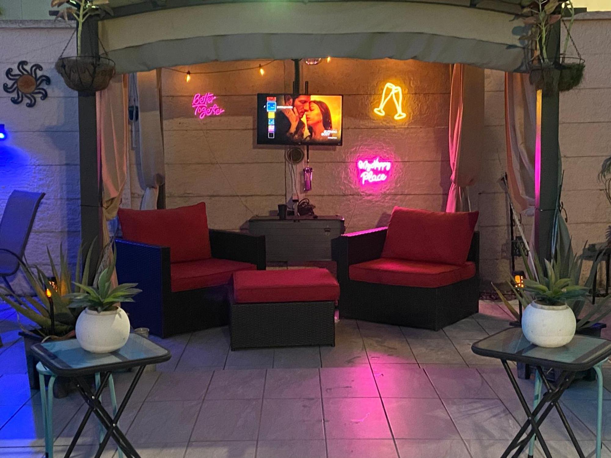 Tiny Place W Private Hot Jacuzzi 7 Min To Miami International Airport Luaran gambar