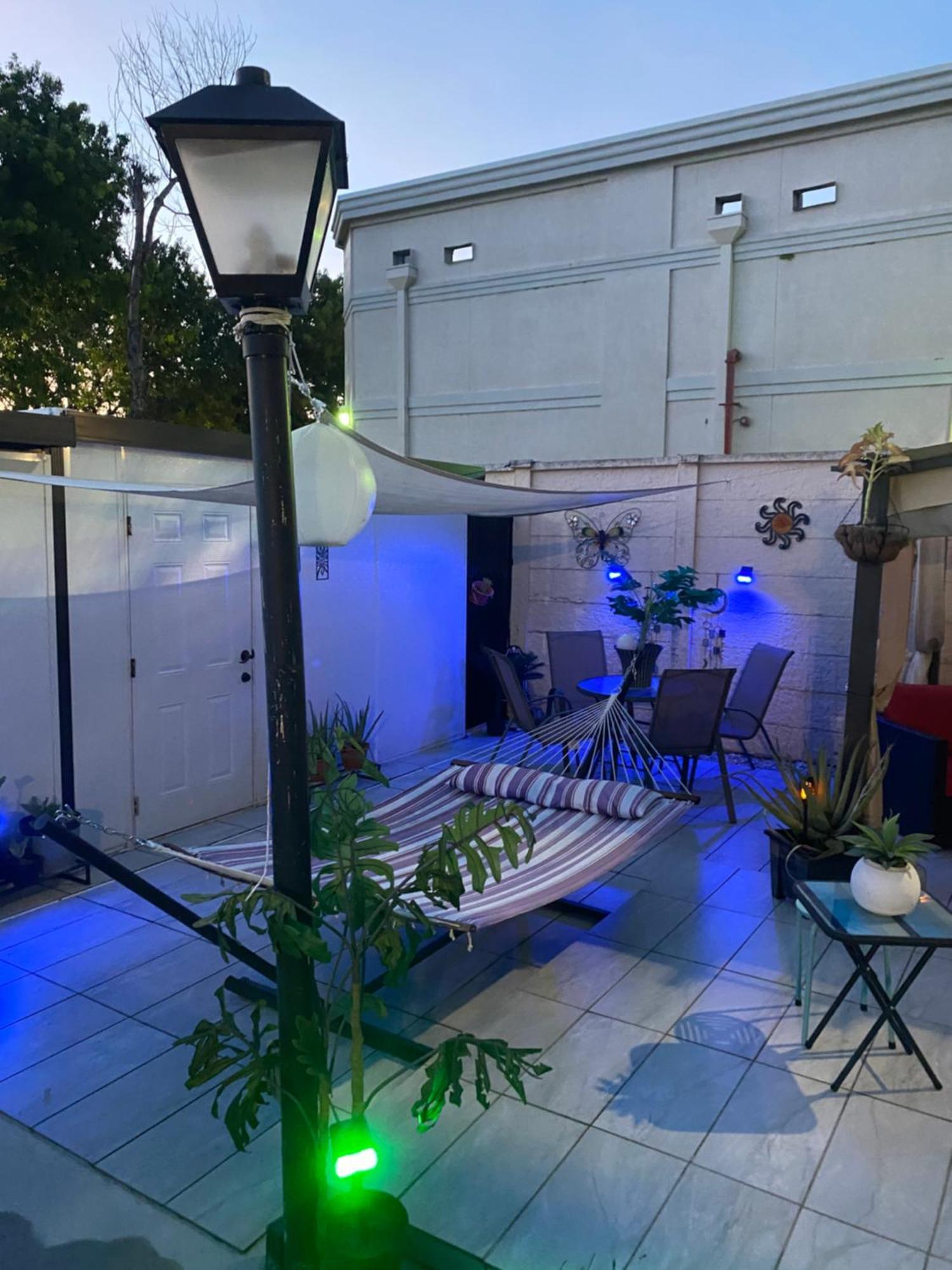 Tiny Place W Private Hot Jacuzzi 7 Min To Miami International Airport Luaran gambar