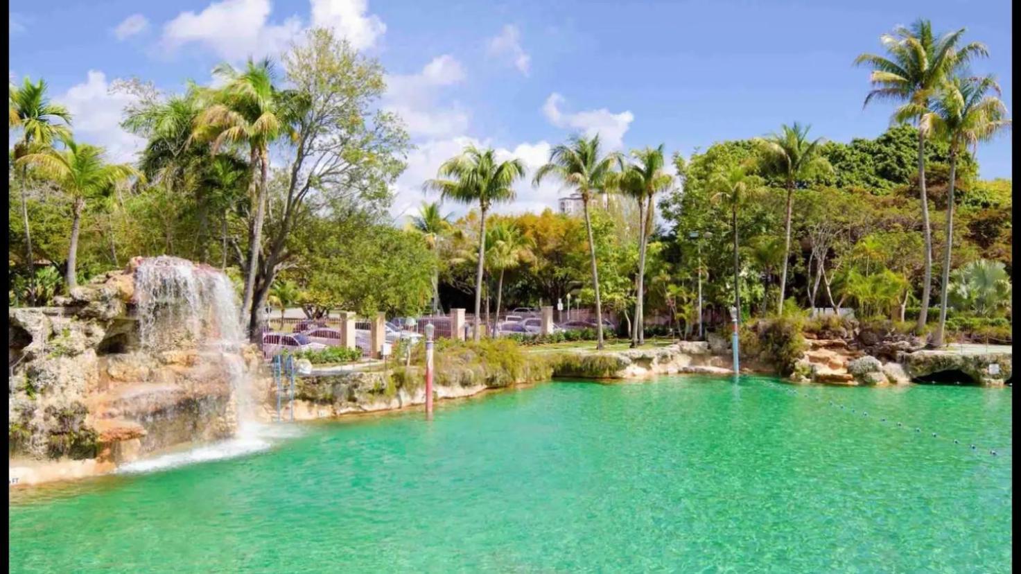 Tiny Place W Private Hot Jacuzzi 7 Min To Miami International Airport Luaran gambar